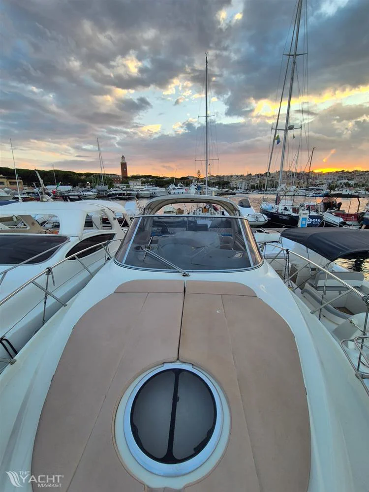 BoatPhoto.alt