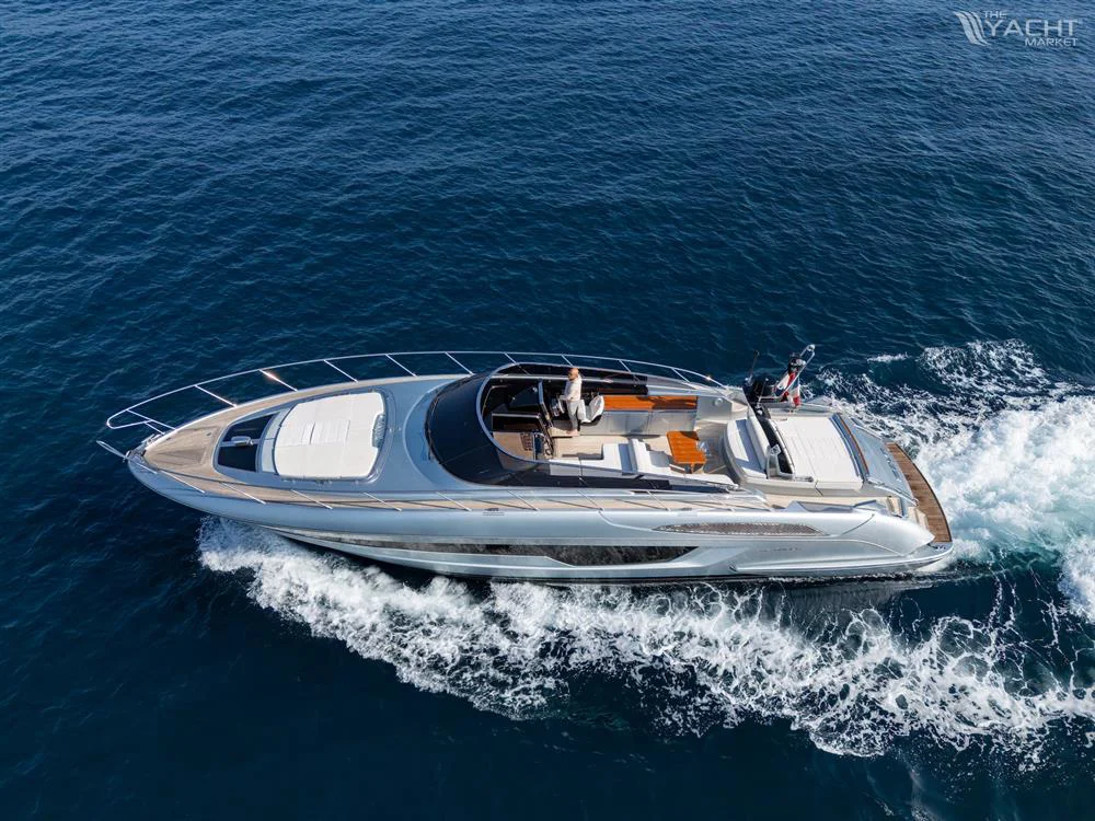 BoatPhoto.coverAlt