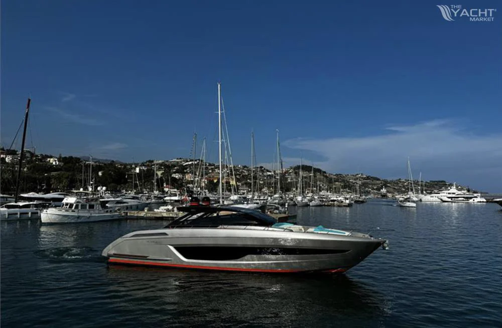 BoatPhoto.alt