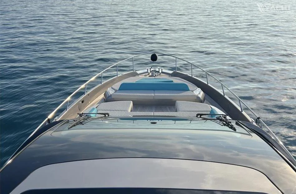 BoatPhoto.alt