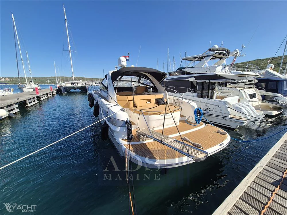 BoatPhoto.coverAlt