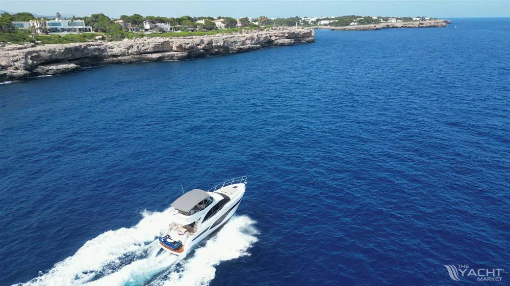 BoatPhoto.alt