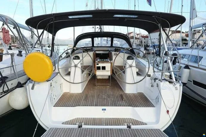 2013 Bavaria 40 for sale in Punat, Croatia, photo 5 of 5