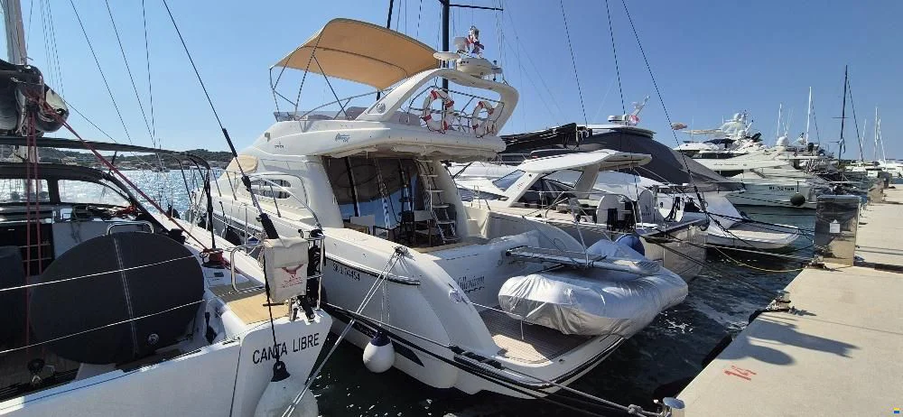 BoatPhoto.coverAlt