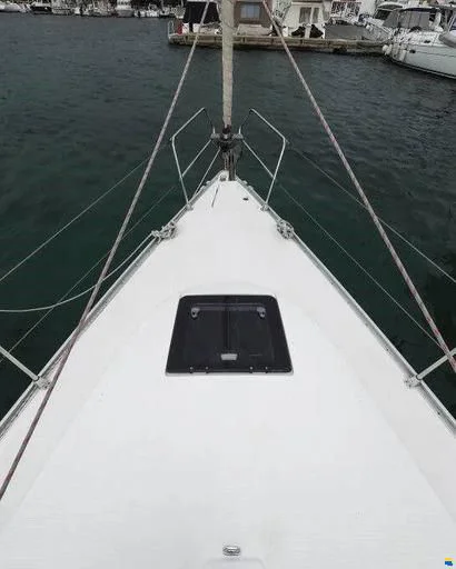 2012 Bavaria 32 Cruiser for sale in Punat, Croatia, photo 4 of 5