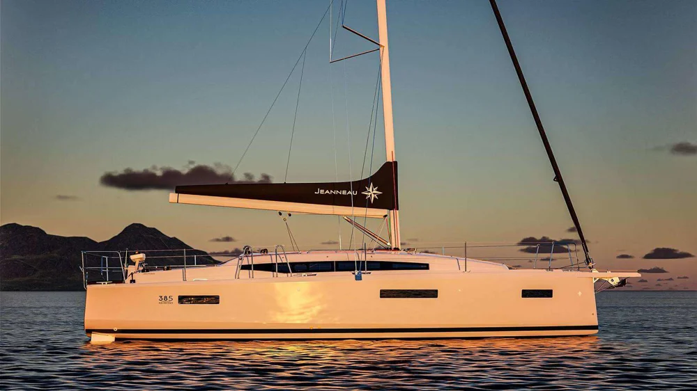 BoatPhoto.coverAlt