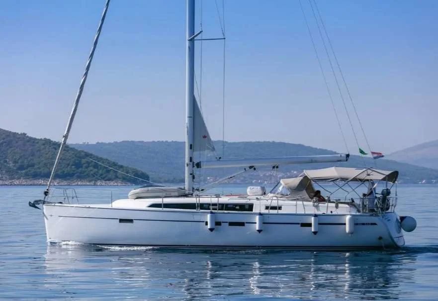 BoatPhoto.coverAlt