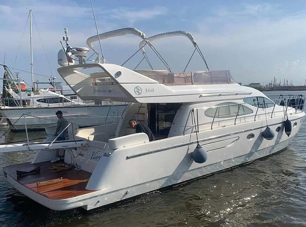 BoatPhoto.alt