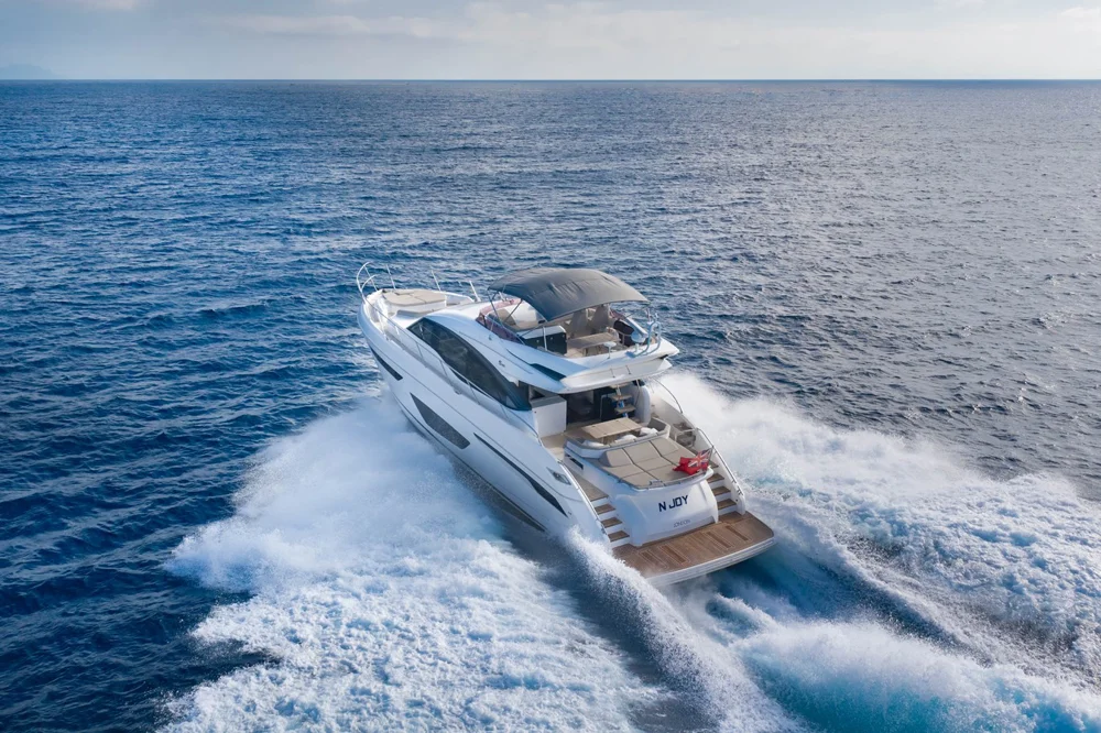 BoatPhoto.alt