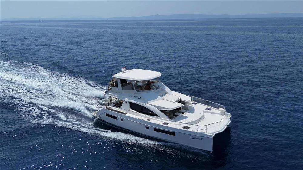 BoatPhoto.coverAlt