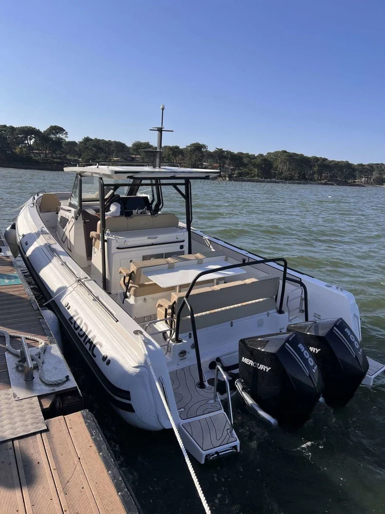 BoatPhoto.coverAlt