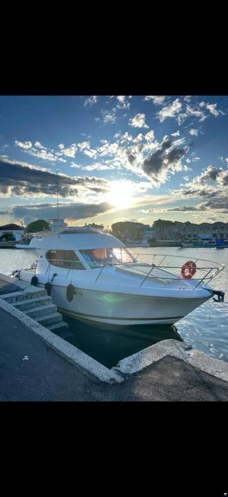 BoatPhoto.coverAlt