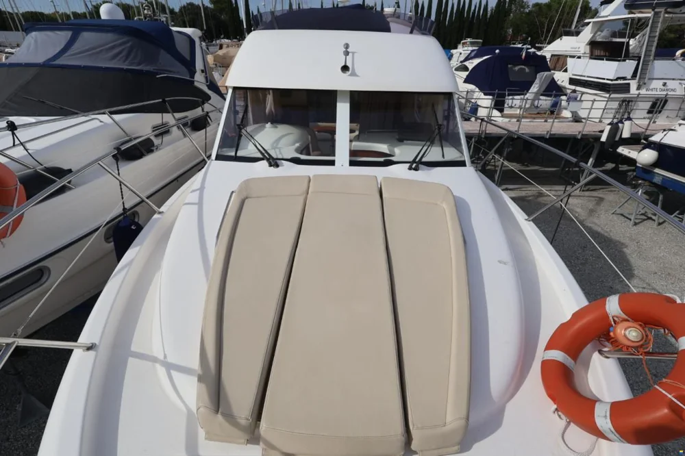 BoatPhoto.alt