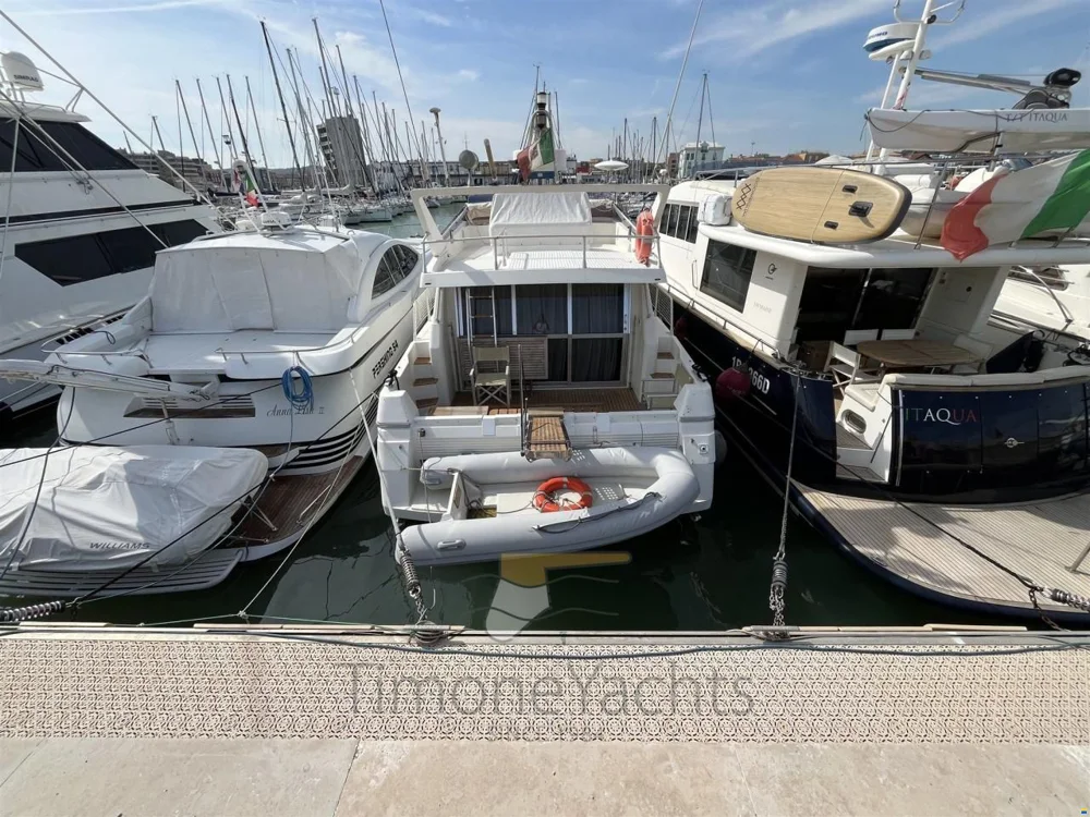 BoatPhoto.alt