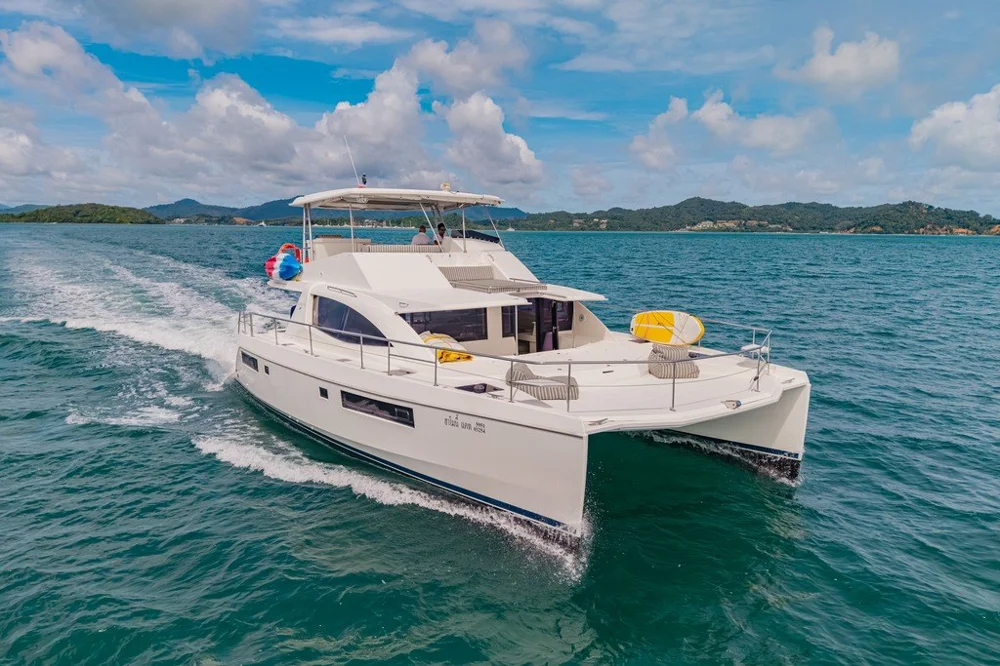 BoatPhoto.coverAlt