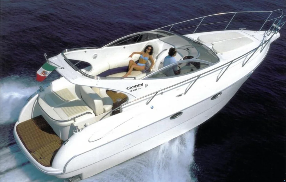BoatPhoto.coverAlt