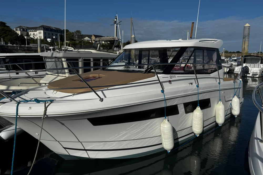BoatPhoto.alt