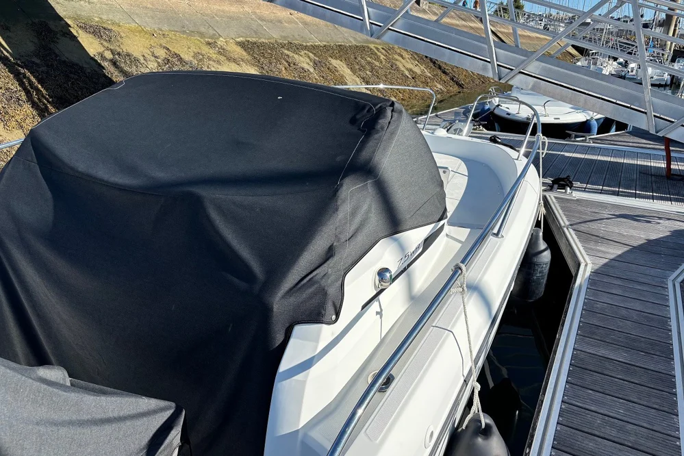 BoatPhoto.alt