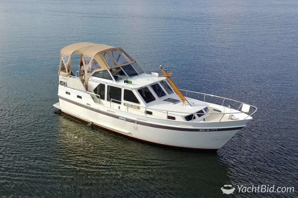 BoatPhoto.alt