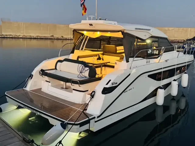 BoatPhoto.alt