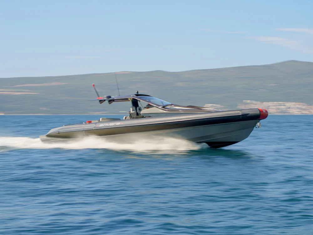 BoatPhoto.coverAlt