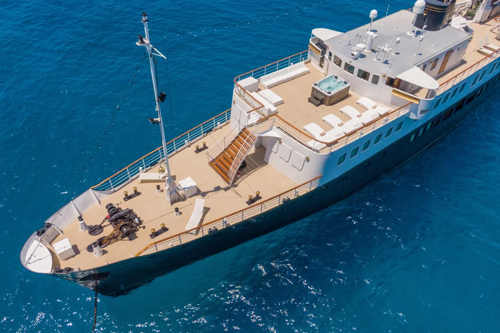 BoatPhoto.alt