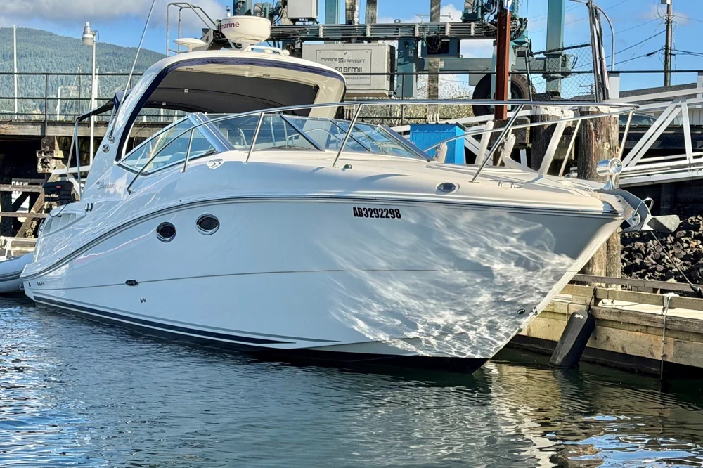 BoatPhoto.coverAlt