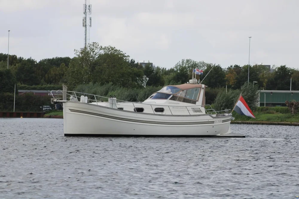 2005 Menorquin Yachts MY 120 Open for sale in Leiderdorp, The Netherlands, photo 4 of 5