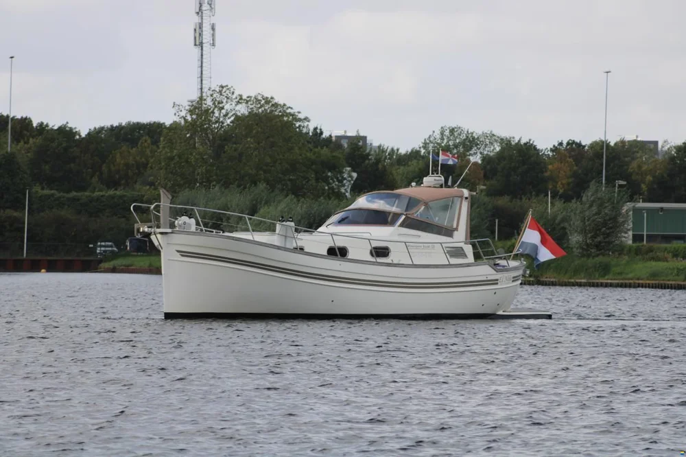 2005 Menorquin Yachts MY 120 Open for sale in Leiderdorp, The Netherlands, photo 5 of 5