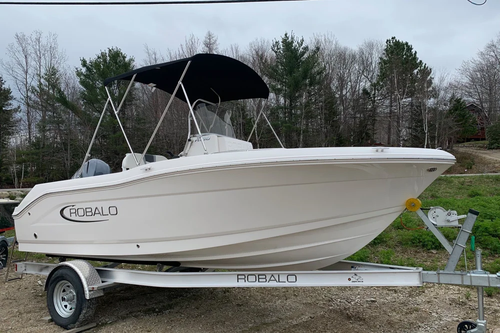 BoatPhoto.coverAlt