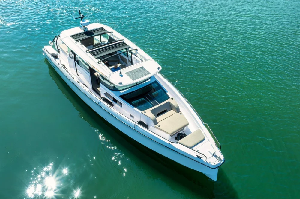 BoatPhoto.coverAlt