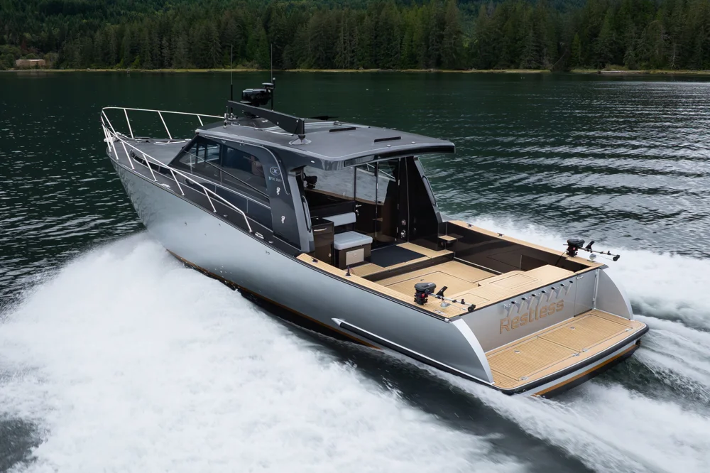 BoatPhoto.coverAlt