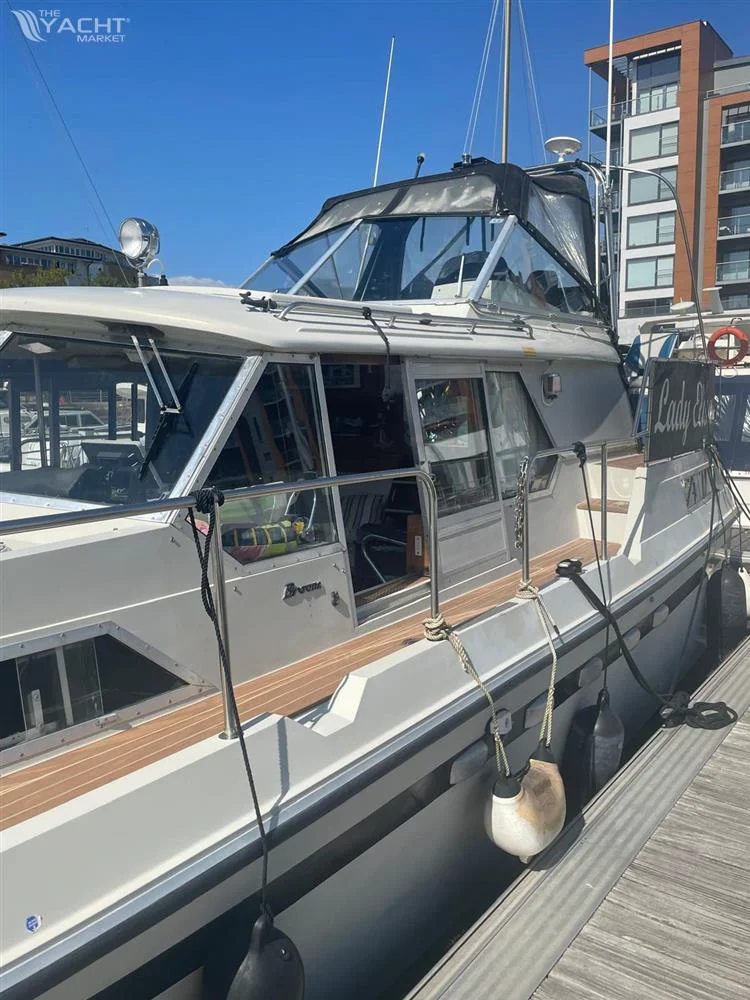 BoatPhoto.alt