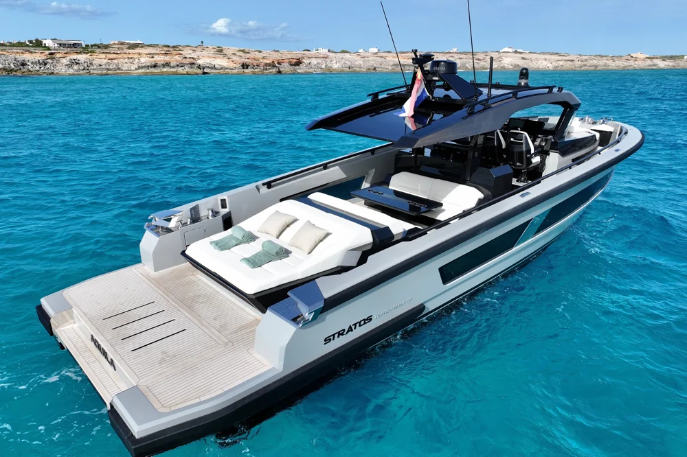 2025 Stratos 50 for sale in Santa Eulària des Riu, Spain, photo 3 of 5