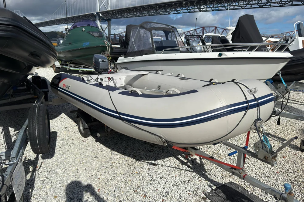 BoatPhoto.alt