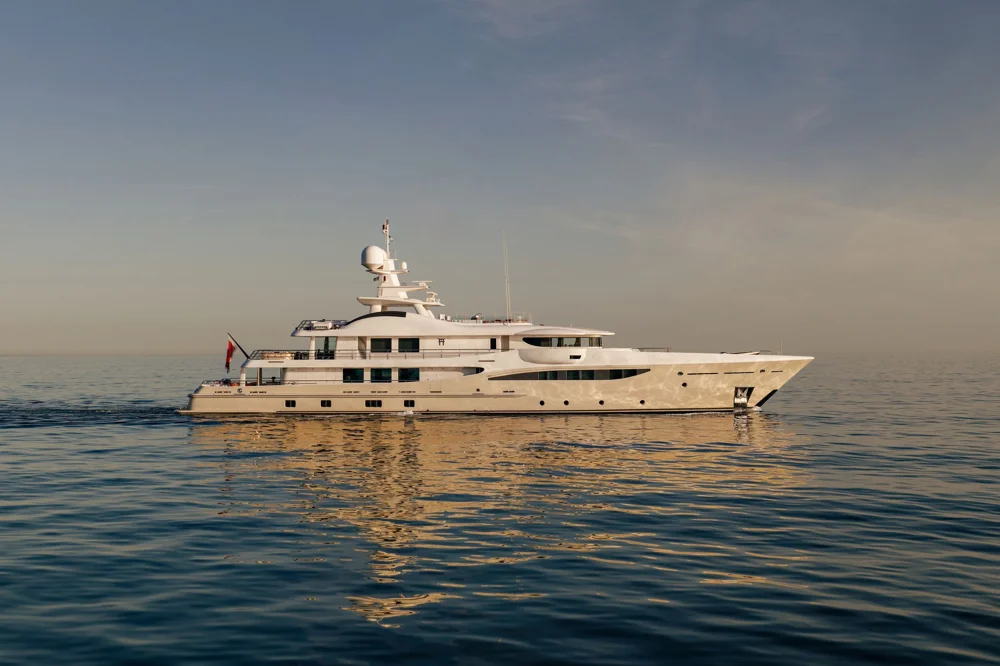 BoatPhoto.coverAlt
