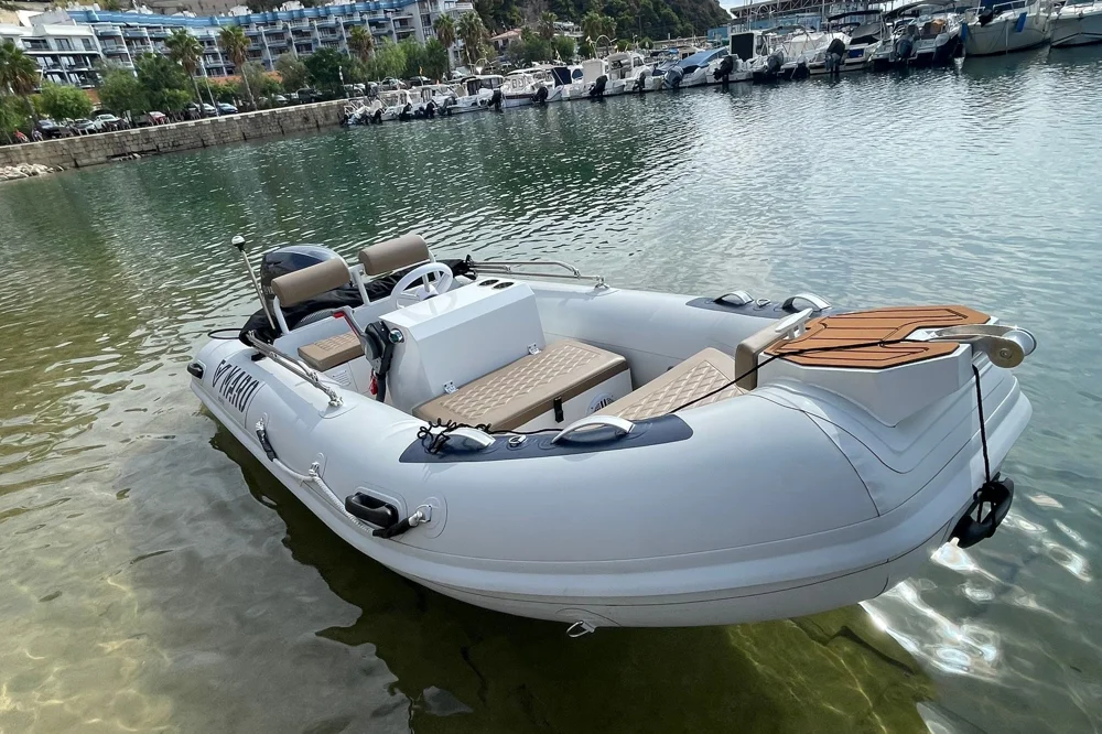 BoatPhoto.alt
