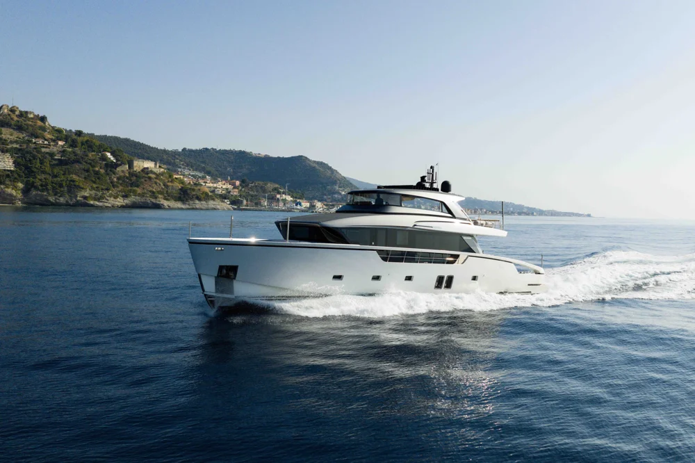 BoatPhoto.coverAlt