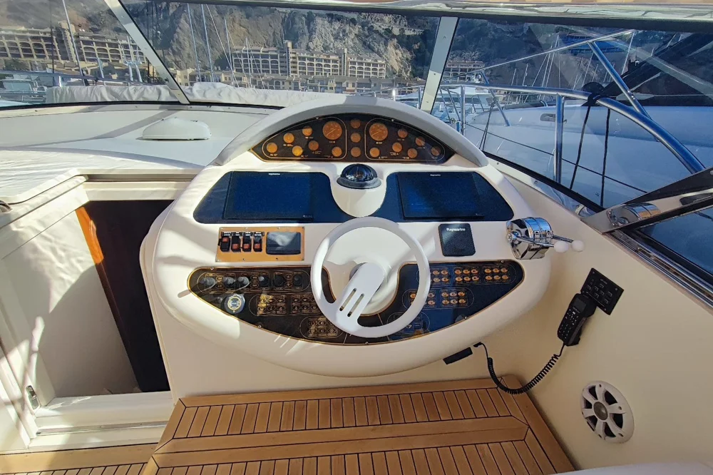 BoatPhoto.alt
