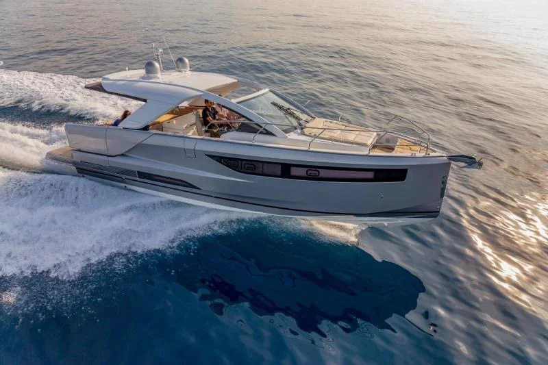 BoatPhoto.coverAlt