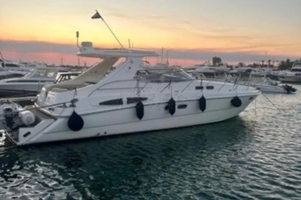 BoatPhoto.coverAlt
