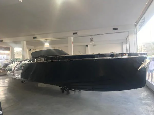BoatPhoto.coverAlt