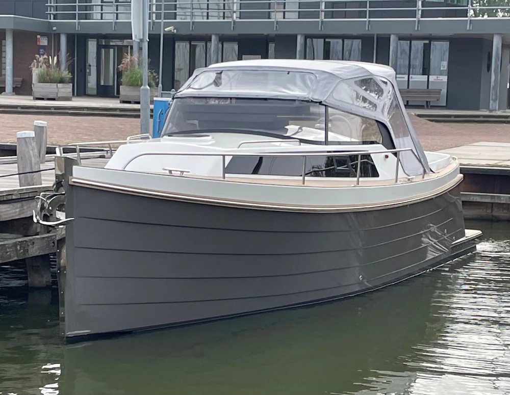 BoatPhoto.coverAlt