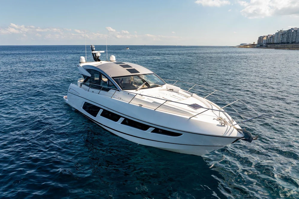 BoatPhoto.coverAlt
