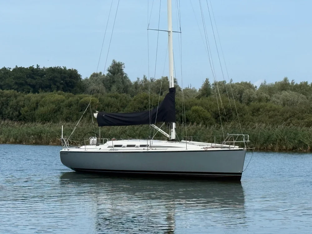BoatPhoto.coverAlt