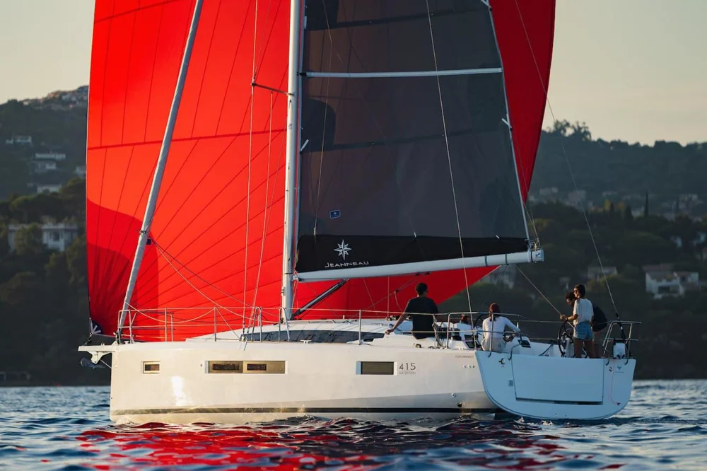 BoatPhoto.coverAlt