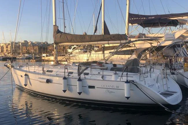 BoatPhoto.coverAlt