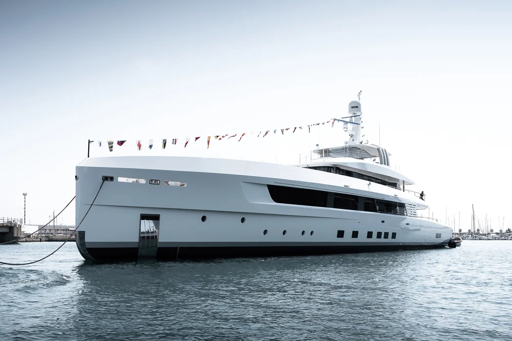 BoatPhoto.coverAlt