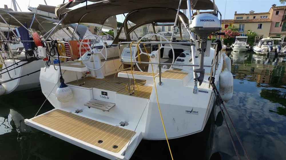 BoatPhoto.alt