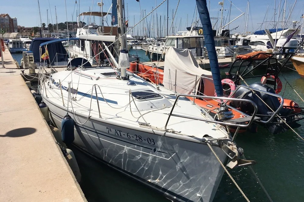BoatPhoto.coverAlt